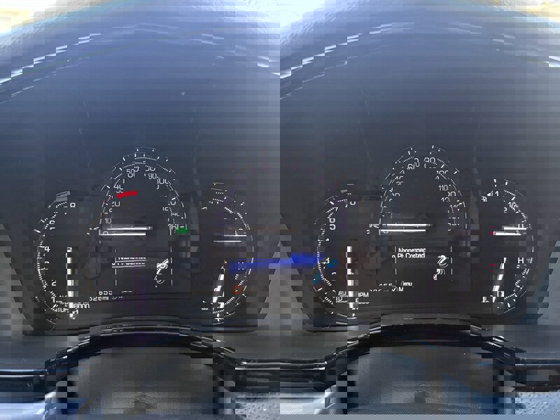 Used 2019 Cadillac XT5 Premium Luxury w/ LPO, Black Ice Package image 35