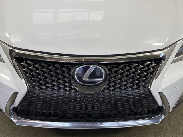 Used 2016 Lexus CT 200h w/ Navigation Package FWD image 26