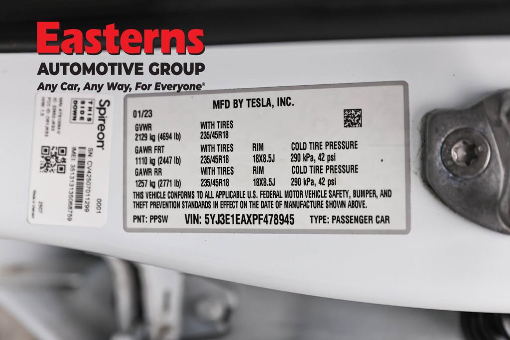 Used 2023 Tesla Model 3 Standard Range image 32