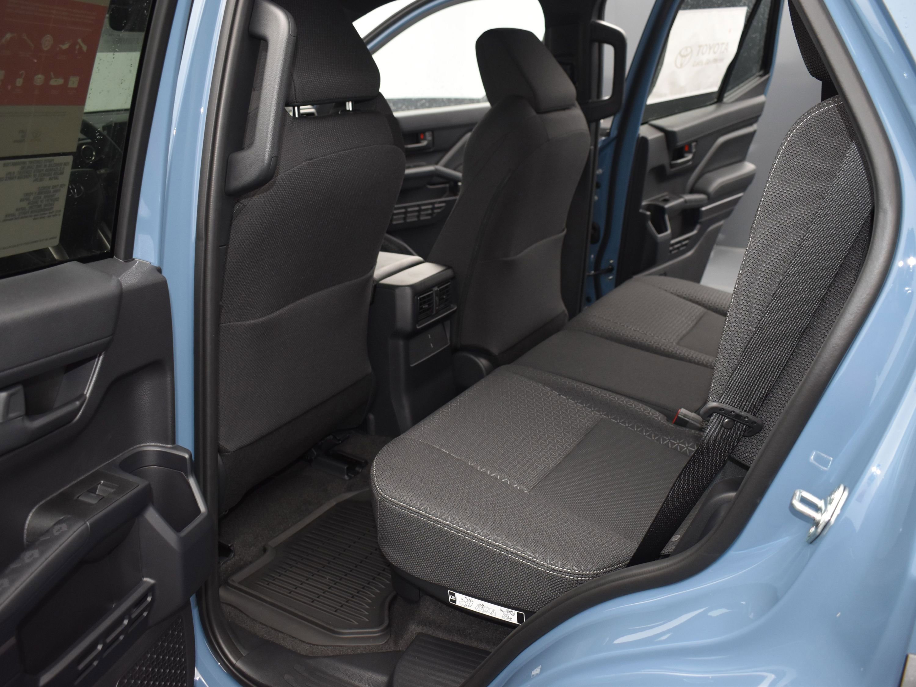 Used 2025 Toyota 4Runner SR5 RWD image 13