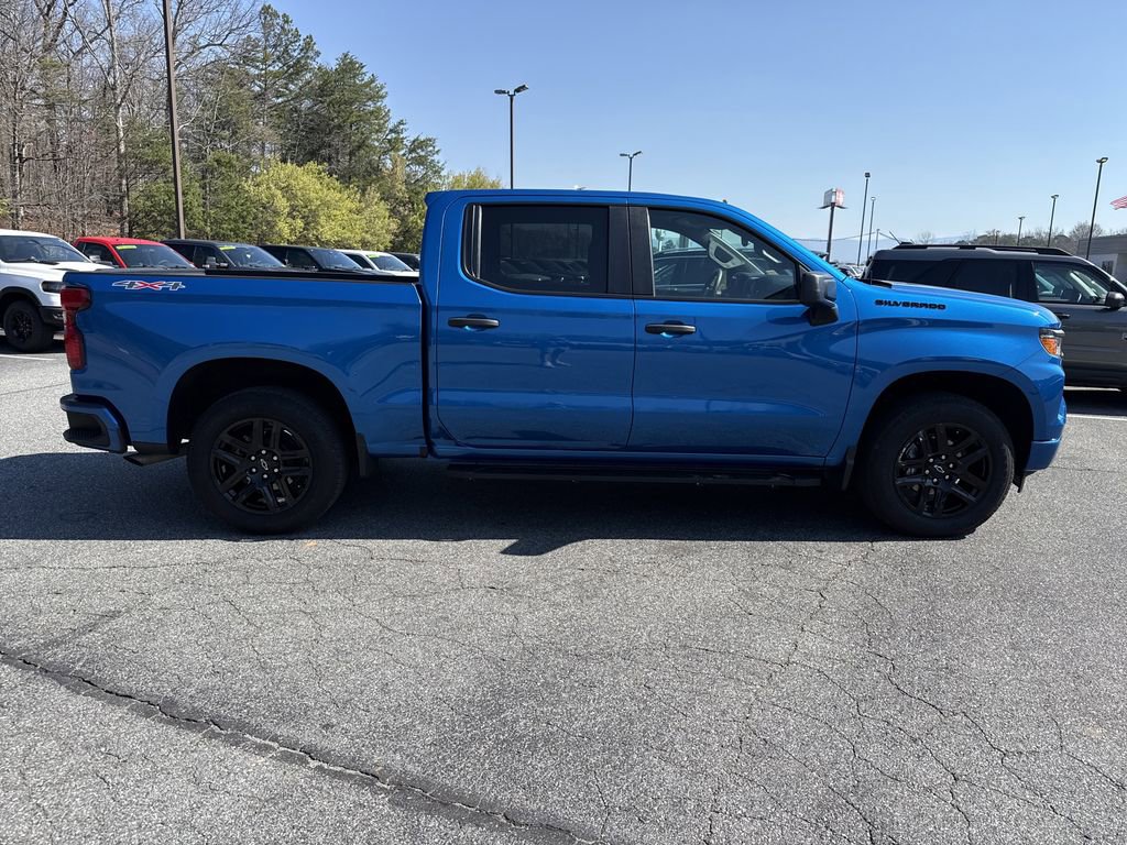Used 2024 Chevrolet Silverado 1500 Custom w/ LPO, Dark Essentials Package image 8