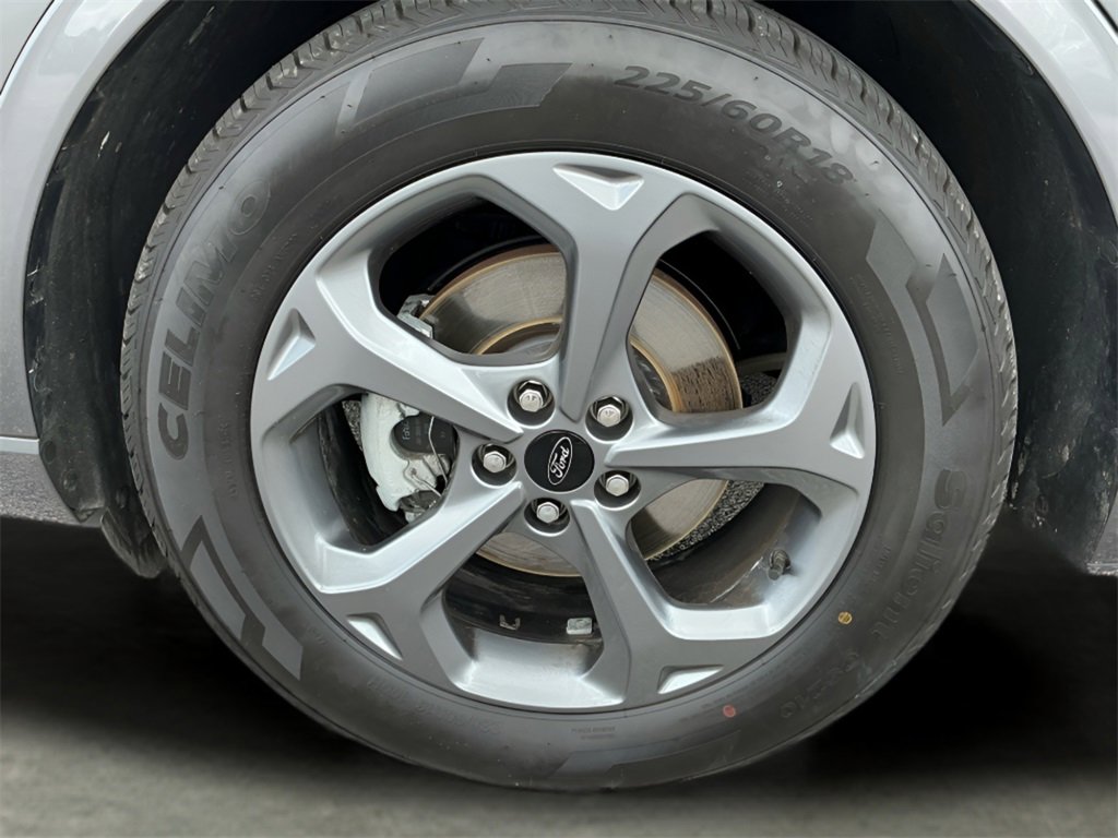 Used 2024 Ford Escape ST-Line w/ Cold Weather Package image 22