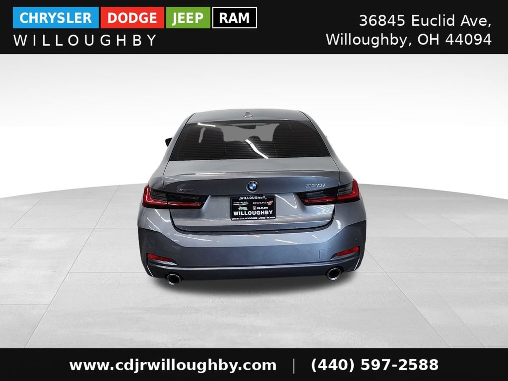 Used 2025 BMW 330i xDrive Sedan w/ Convenience Package AWD/4WD image 8