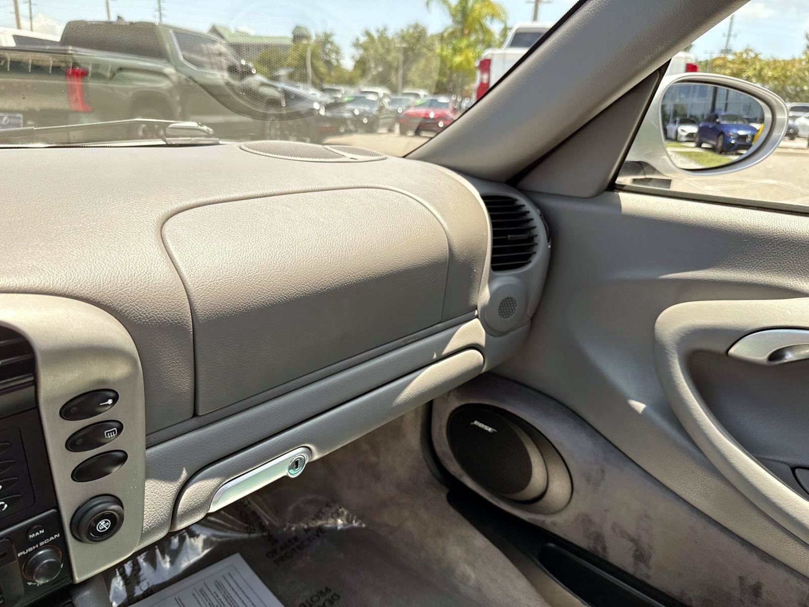 Used 2004 Porsche 911 Carrera RWD image 21