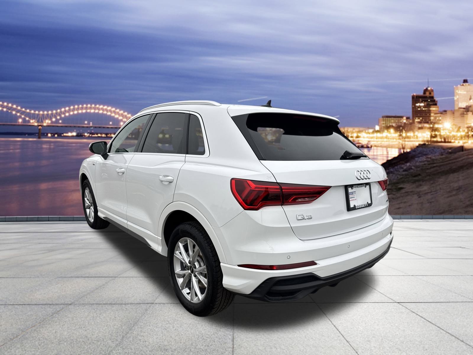 Used 2025 Audi Q3 2.0T Premium w/ Convenience Package image 3