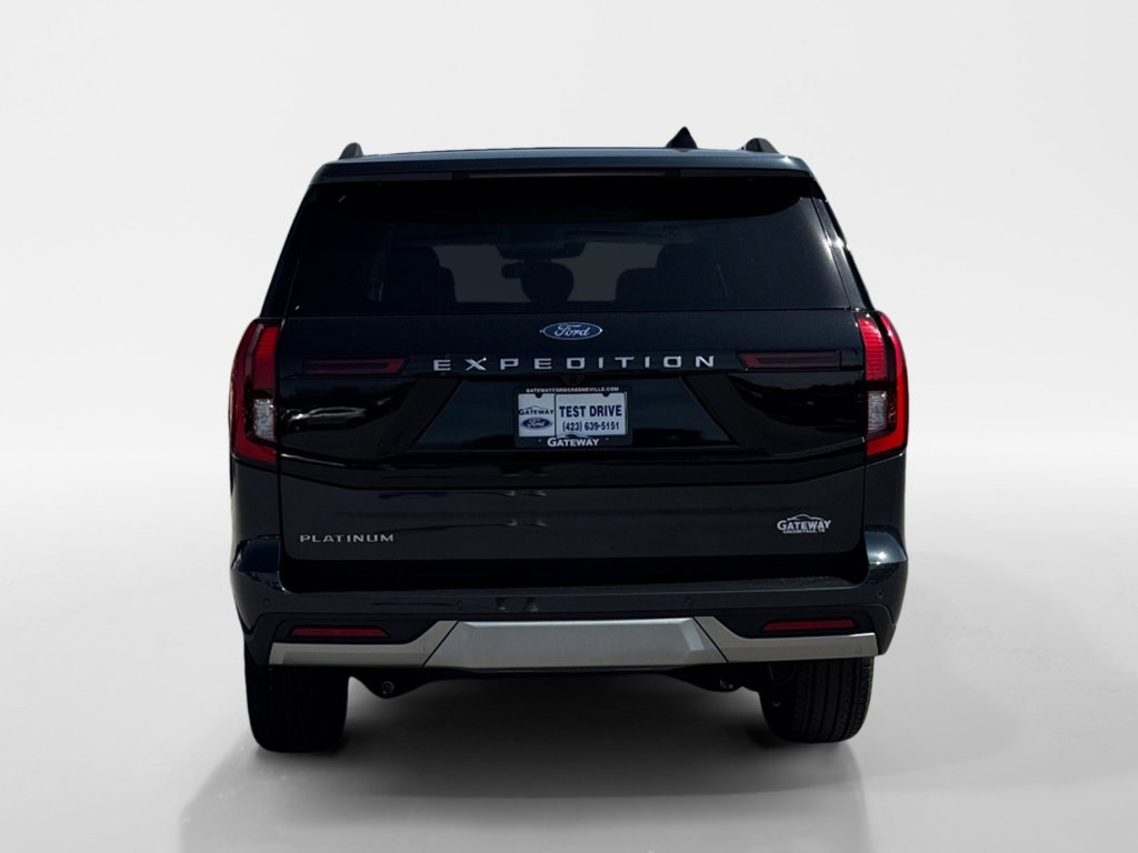 Used 2025 Ford Expedition Platinum w/ Driver's Package AWD/4WD image 5
