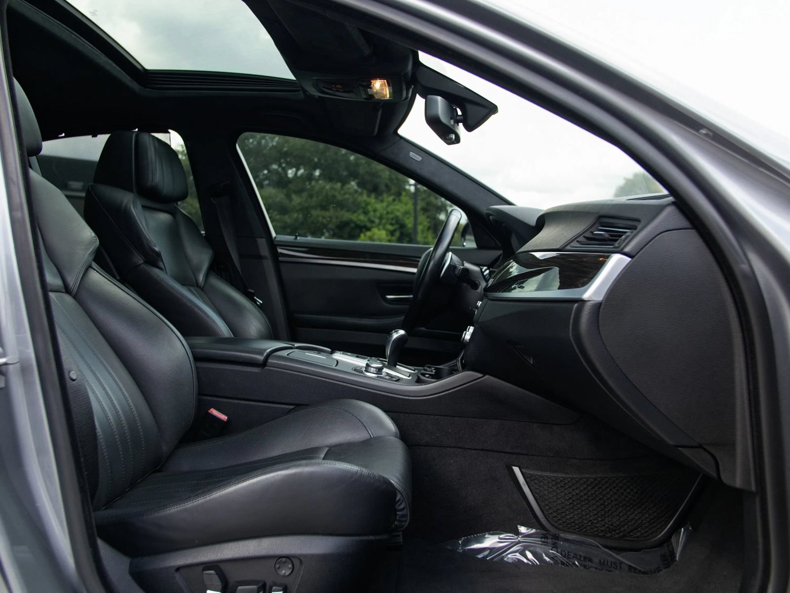 Used 2013 BMW M5 RWD image 23