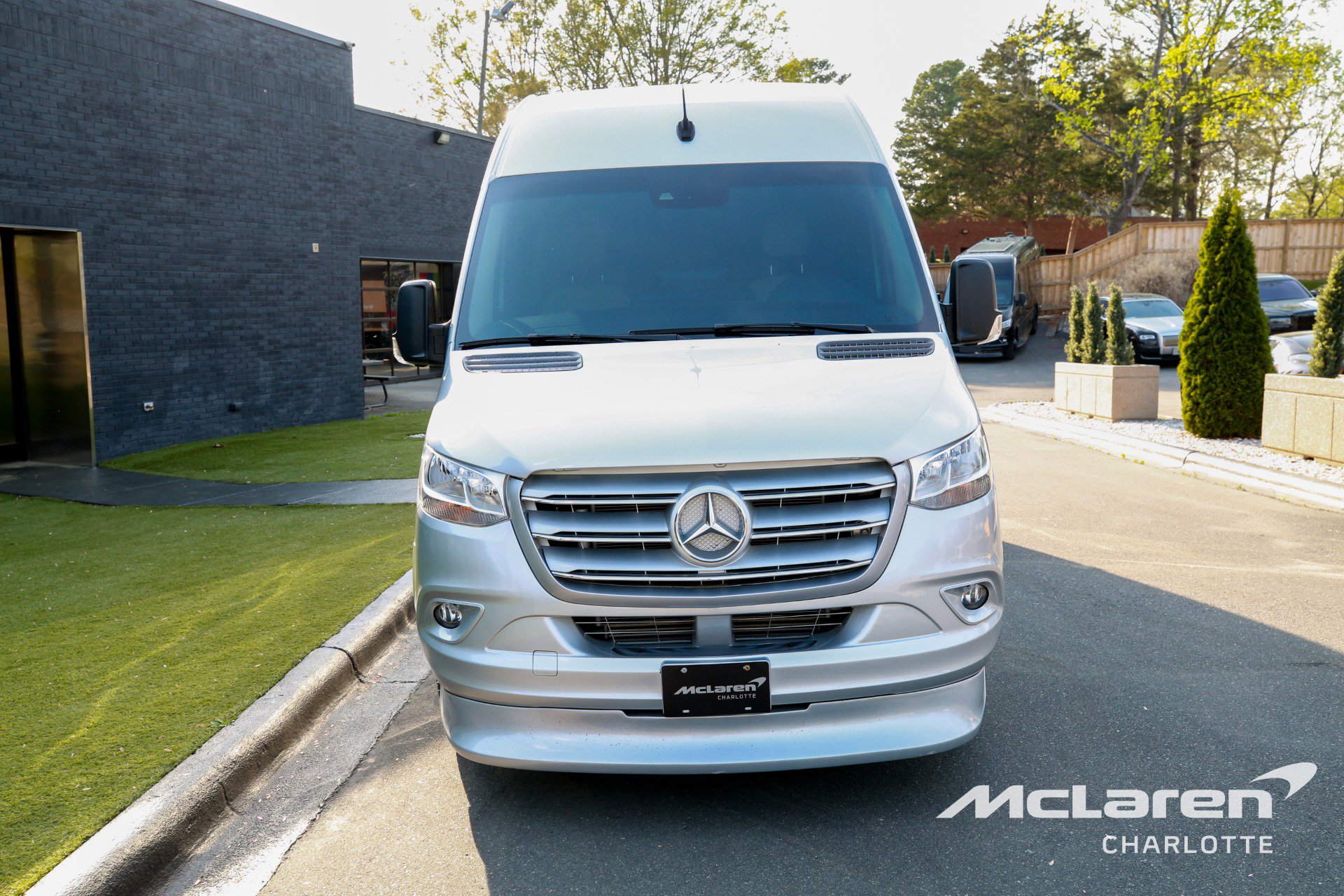 Used 2021 Mercedes-Benz Sprinter 3500 image 4