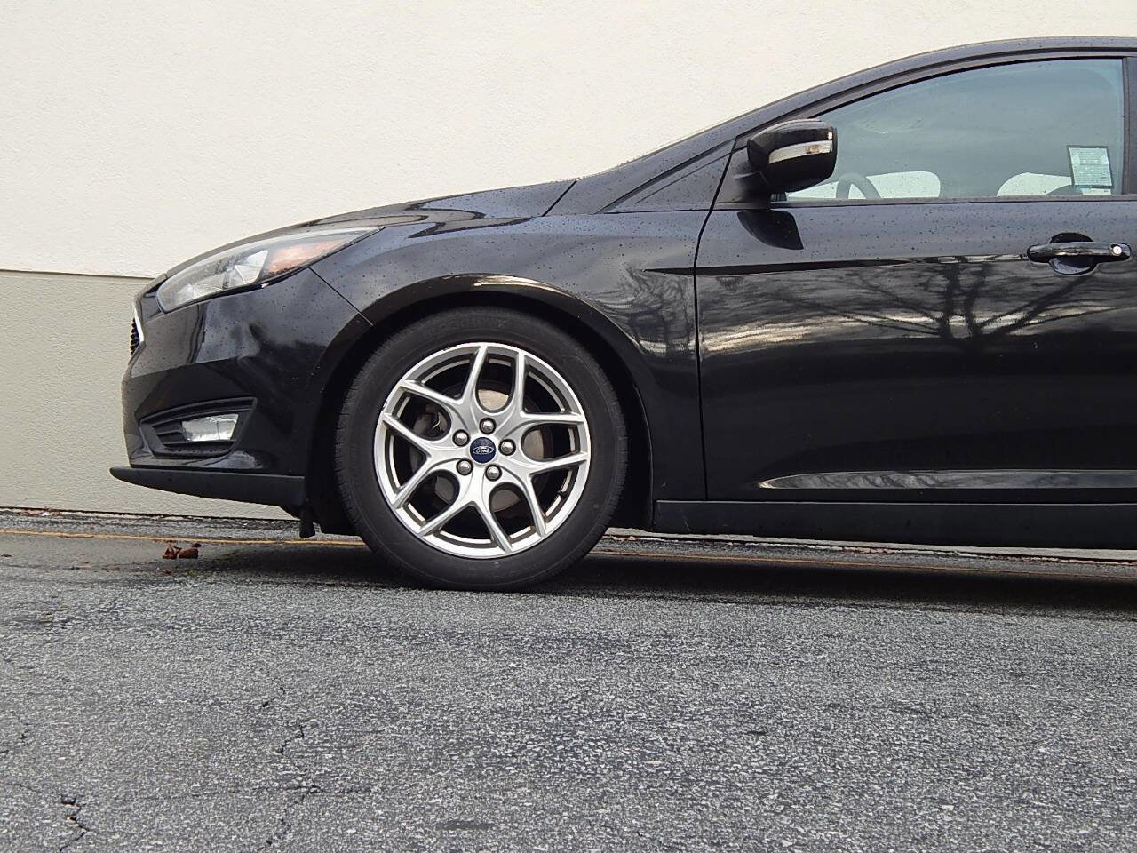 Used 2015 Ford Focus SE w/ Equipment Group 201A image 10