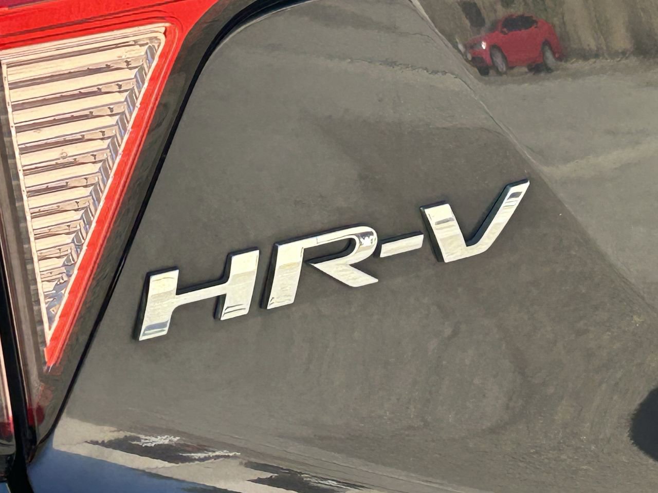 Used 2018 Honda HR-V EX image 6