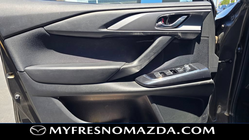 Used 2018 MAZDA CX-9 Sport FWD image 11