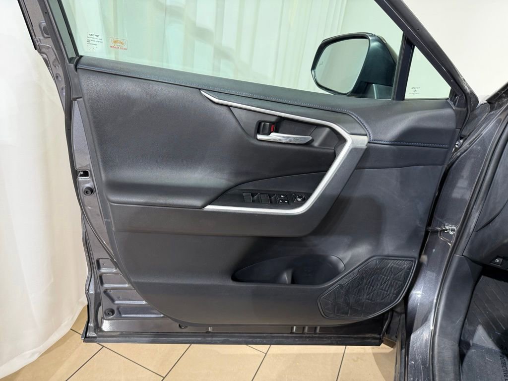 Certified 2019 Toyota RAV4 XSE w/ XSE Weather Package image 15
