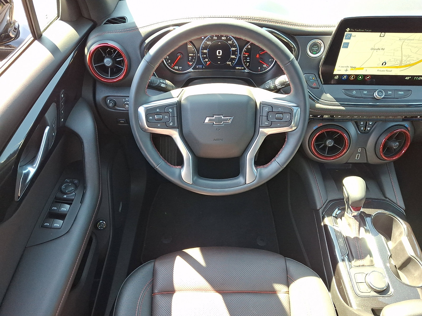Certified 2025 Chevrolet Blazer RS w/ Driver Confidence II Package AWD/4WD image 11