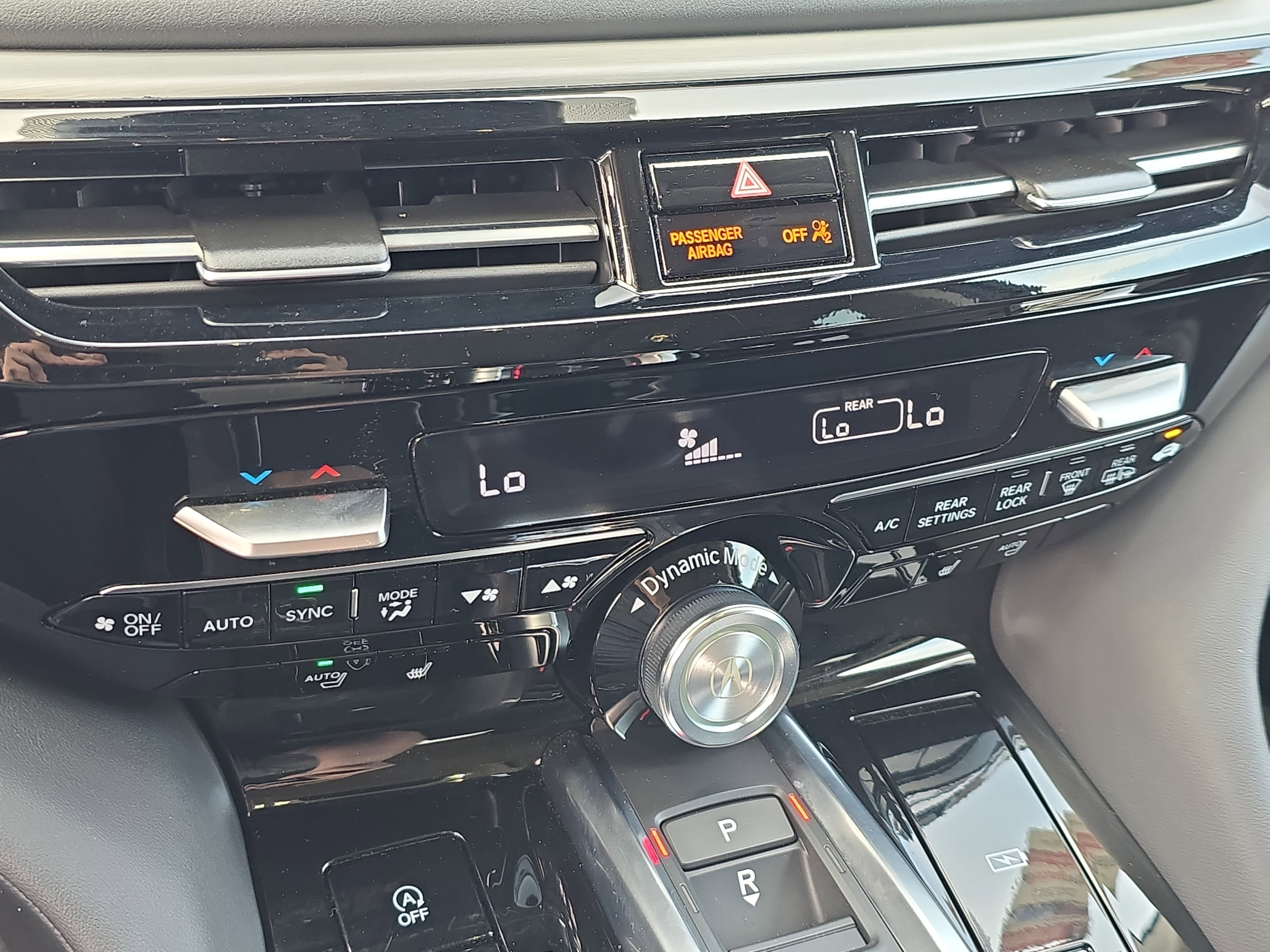 Certified 2025 Acura MDX FWD w/ Technology Package image 23