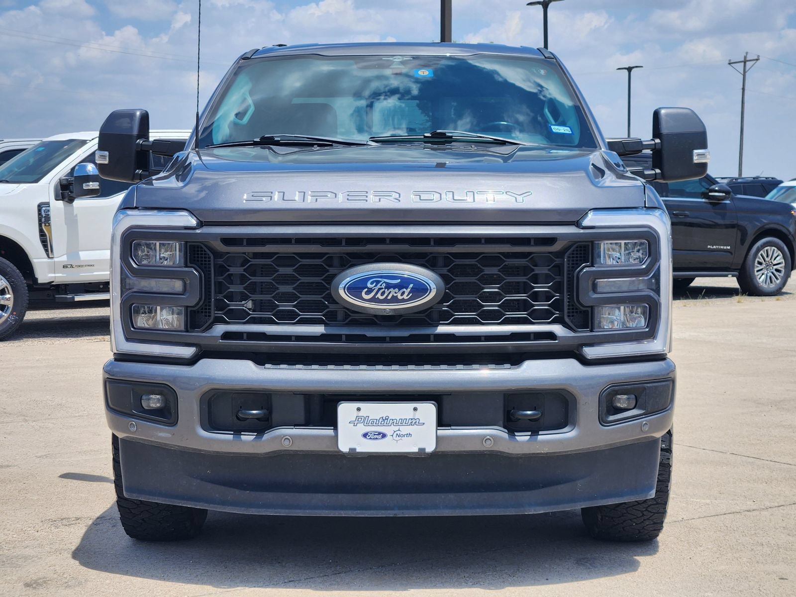 Used 2023 Ford F250 Lariat w/ Lariat Ultimate Package AWD/4WD image 6