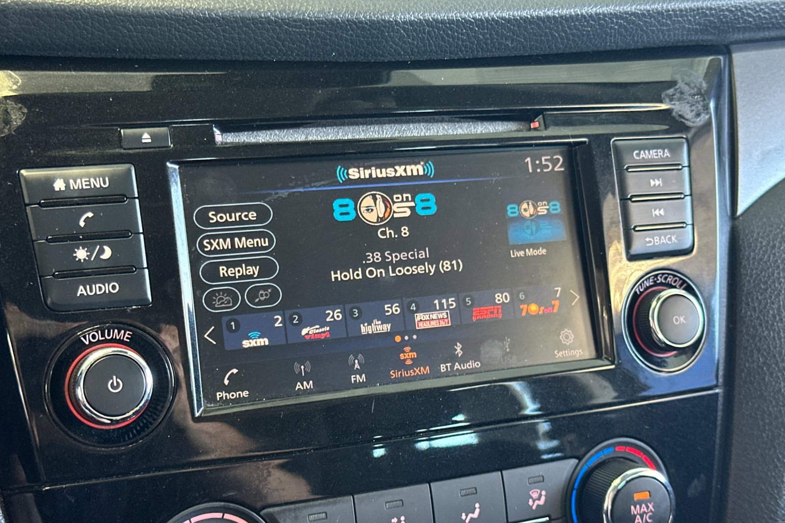 Certified 2022 Nissan Rogue Sport S image 18