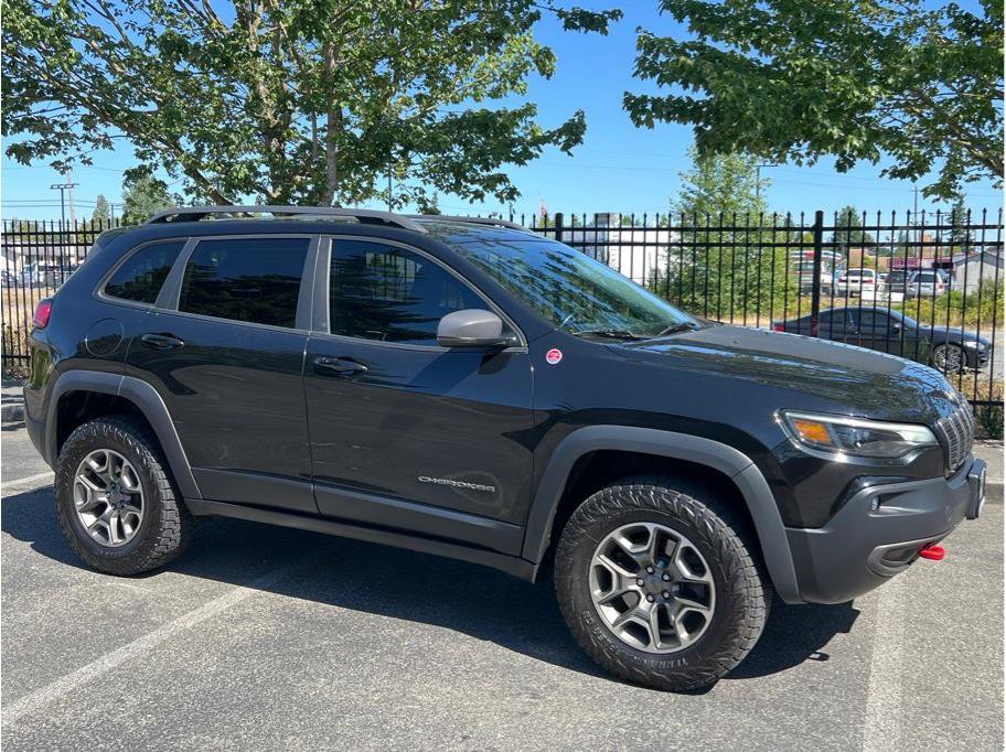 Used 2020 Jeep Cherokee Trailhawk w/ Cold Weather Group image 3