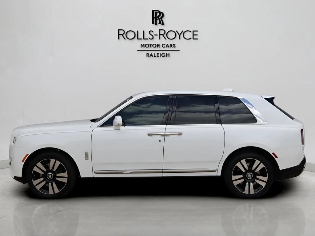 Certified 2026 Rolls-Royce Cullinan AWD/4WD image 3