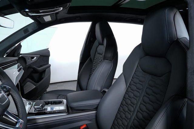 New 2026 Audi RS Q8 performance image 5