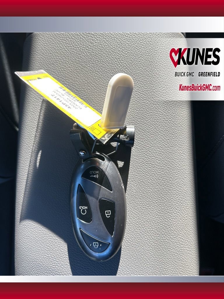 Used 2025 Hyundai Elantra SEL image 44