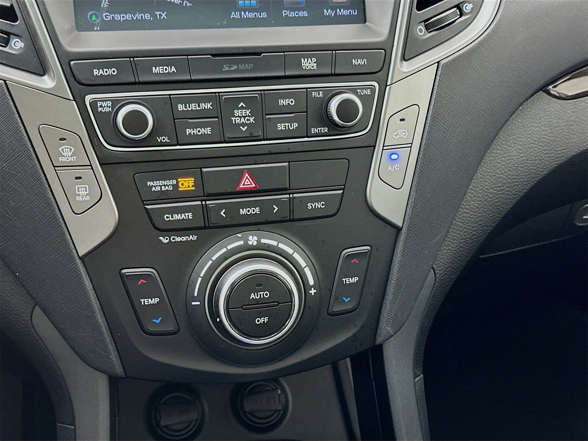 Used 2017 Hyundai Santa Fe Sport w/ 2.0T Ultimate Tech Package 05 image 17