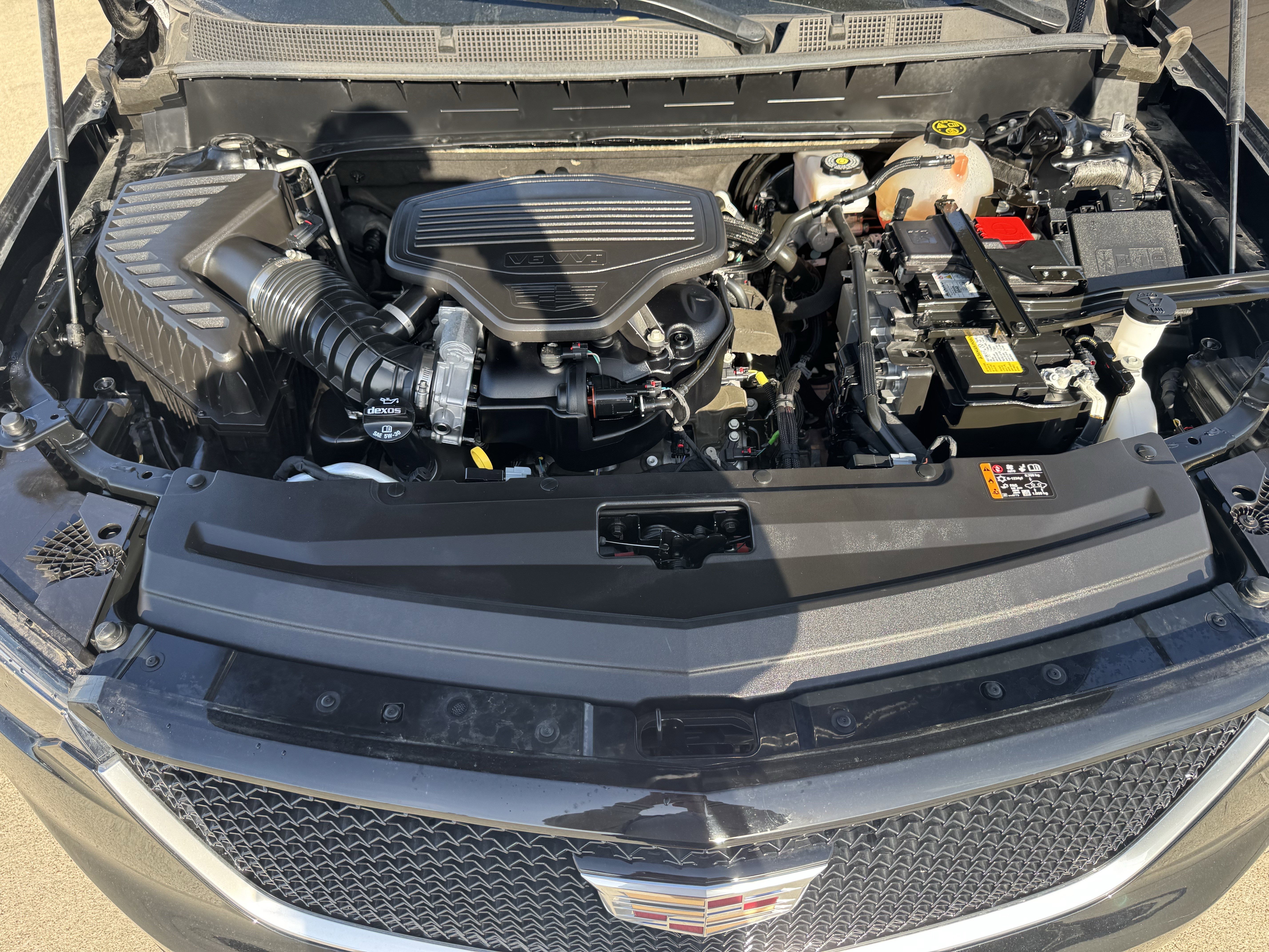 Used 2023 Cadillac XT6 Sport AWD/4WD image 32