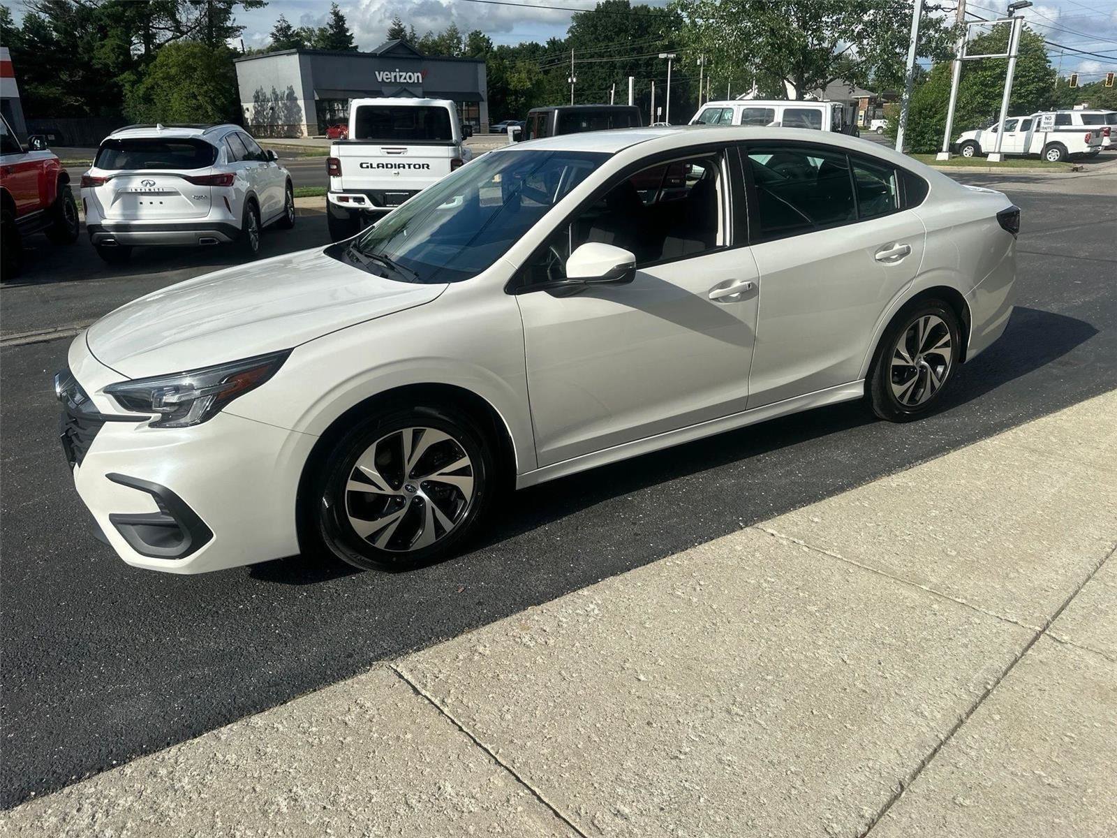 Used 2023 Subaru Legacy Premium AWD/4WD image 7