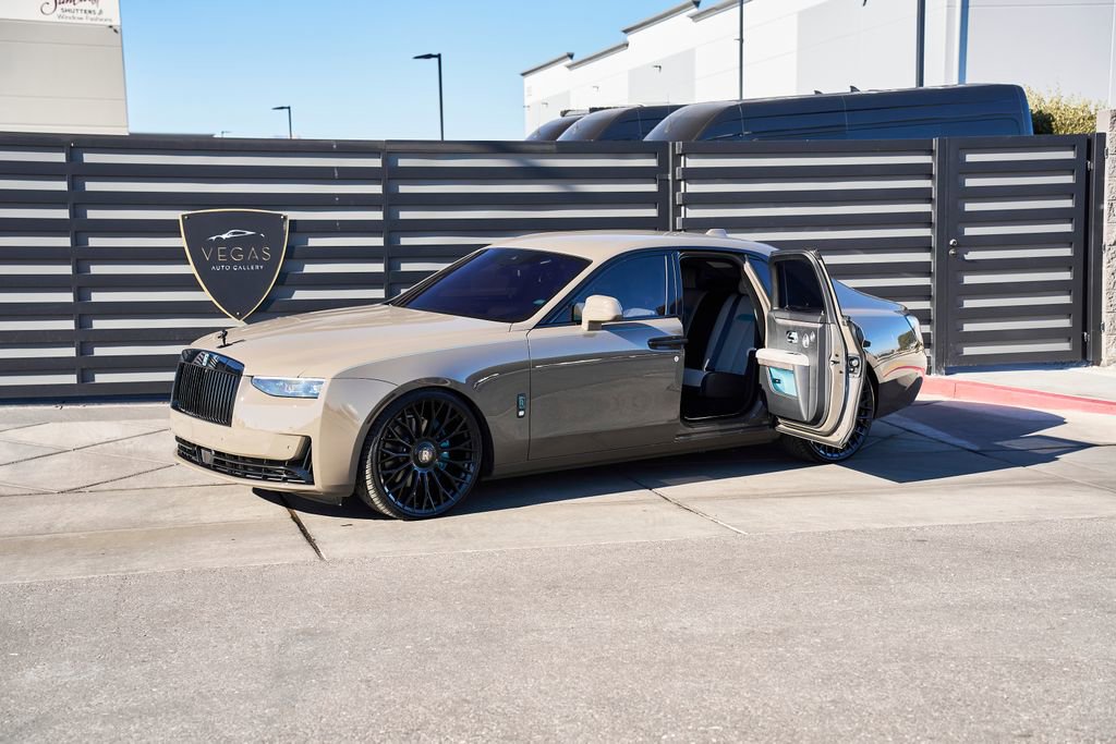 Used 2025 Rolls-Royce Ghost AWD/4WD image 5