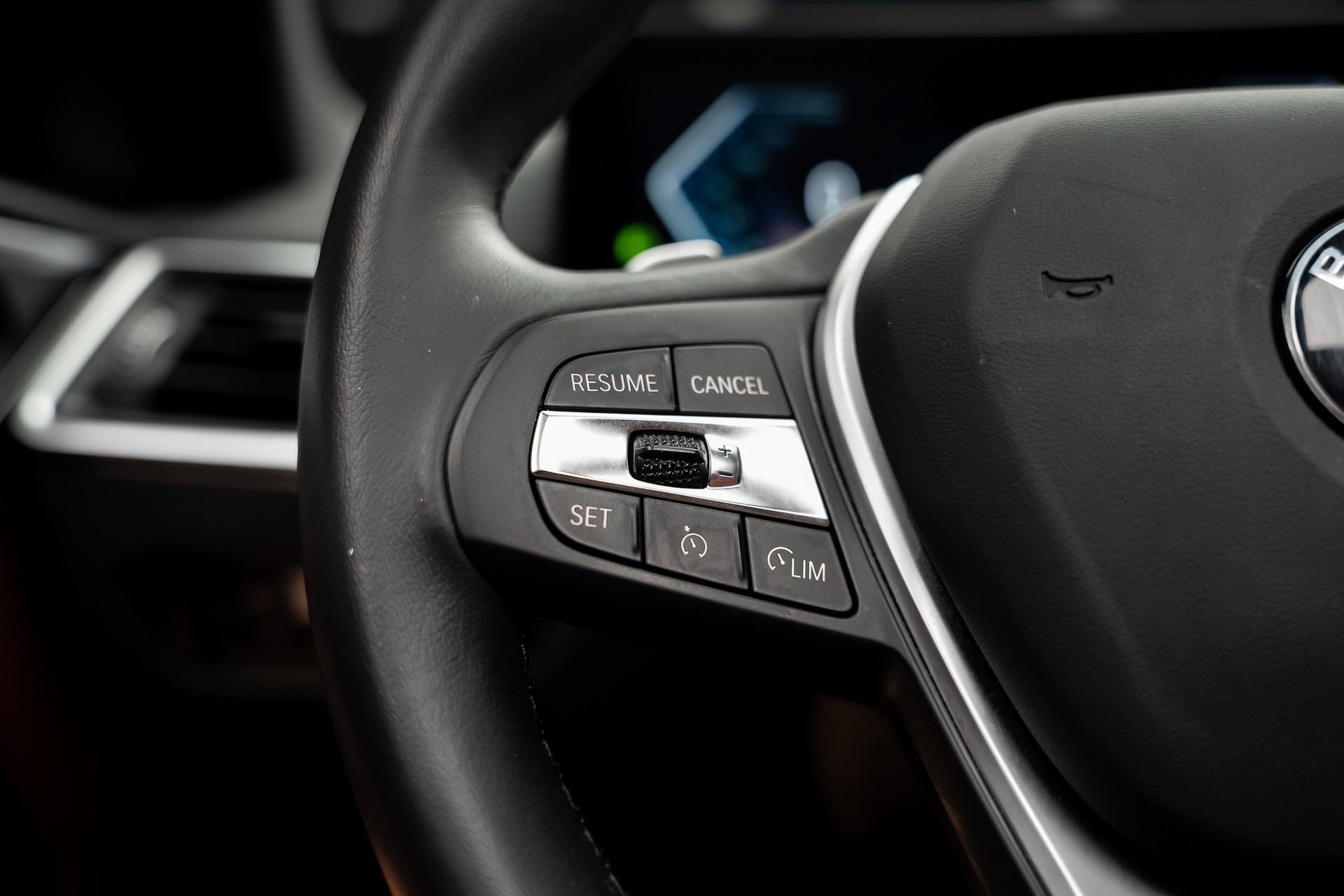 Used 2024 BMW 430i Coupe w/ Convenience Package image 43