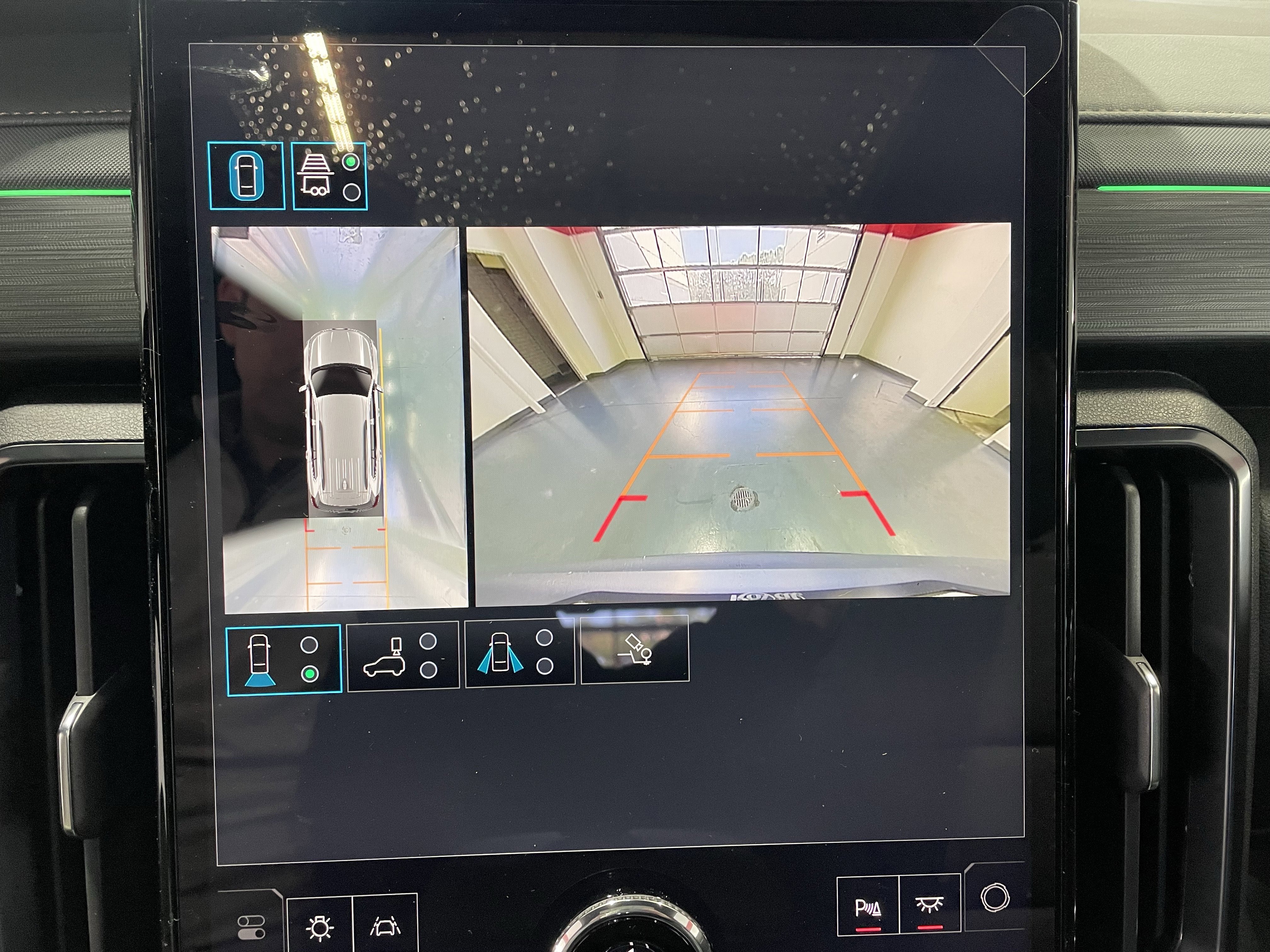 New 2026 GMC Acadia AT4 w/ Luxury Package image 20