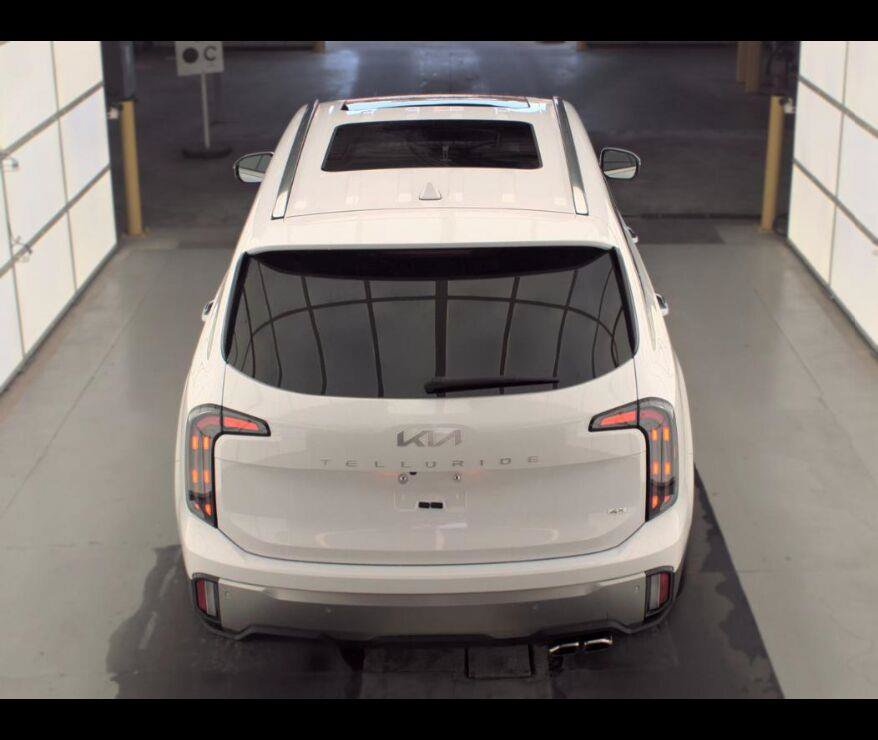 Used 2025 Kia Telluride SX Prestige X-Line AWD/4WD image 10