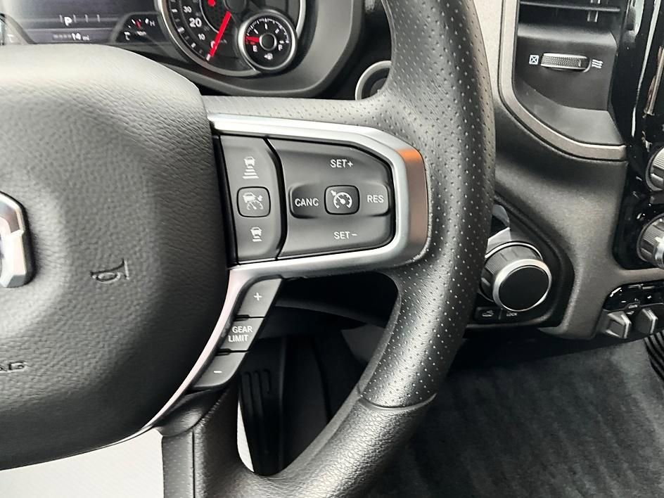 New 2026 RAM 1500 Classic Warlock image 33