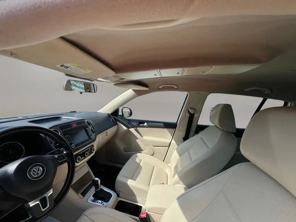 Used 2011 Volkswagen Tiguan S FWD image 11
