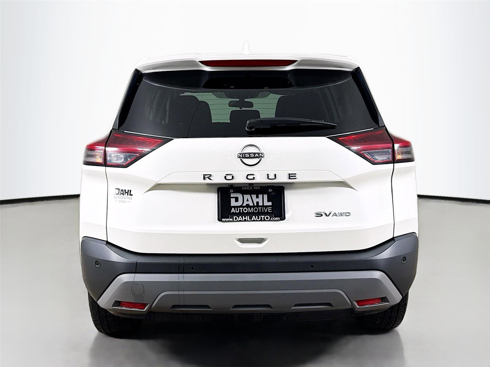 Used 2023 Nissan Rogue SV image 6