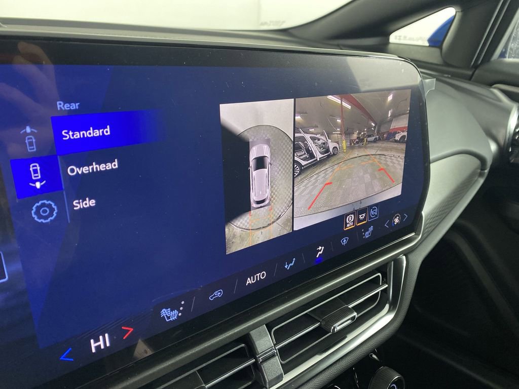 New 2026 Chevrolet Equinox EV LT image 15