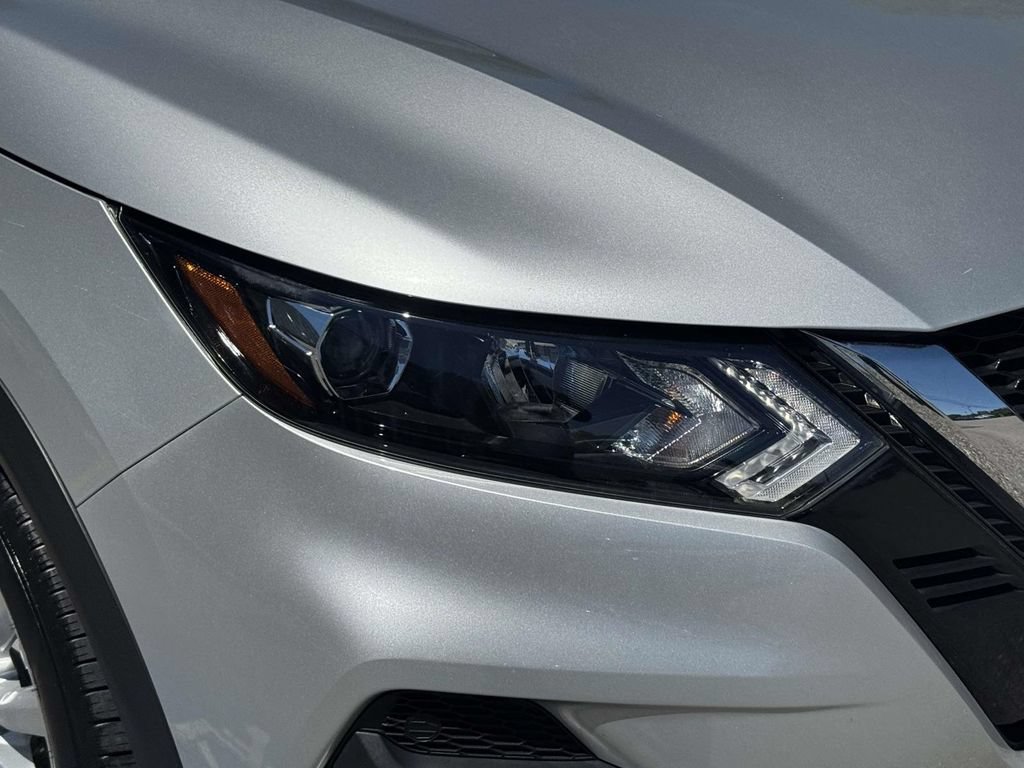 Certified 2022 Nissan Rogue Sport S AWD/4WD image 10