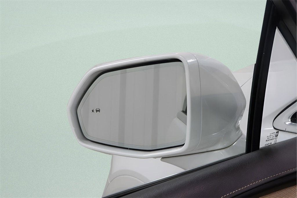 Used 2018 Cadillac XT5 Luxury image 24