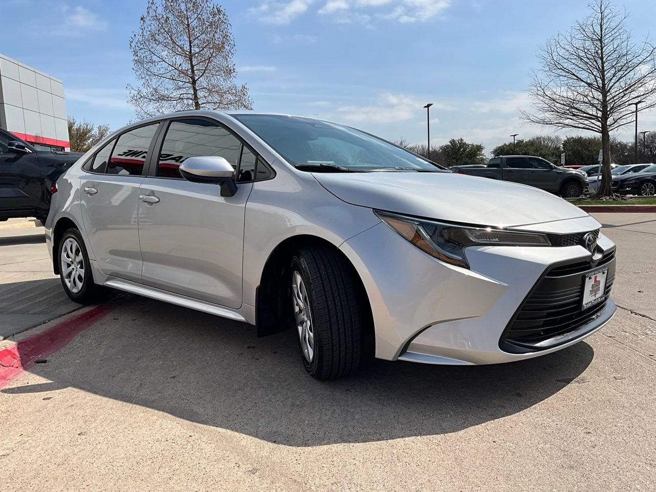 Used 2024 Toyota Corolla LE image 5