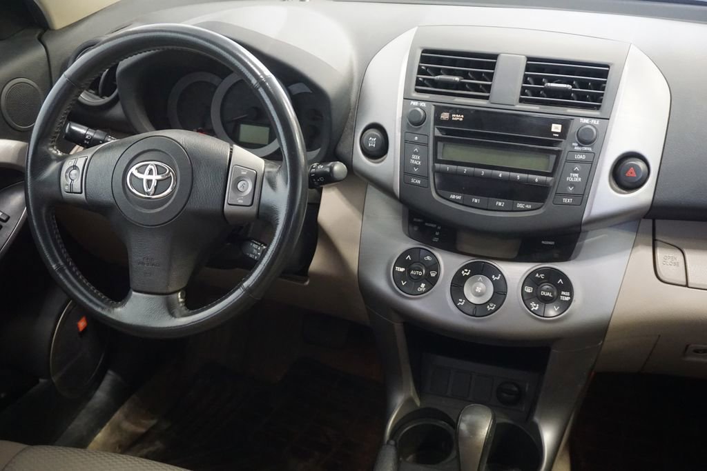 Used 2008 Toyota RAV4 Limited image 24