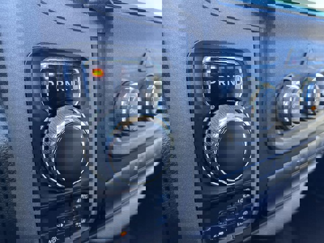 Used 2015 RAM 1500 Express image 16