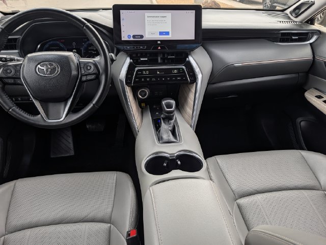 Used 2023 Toyota Venza Limited AWD/4WD image 11