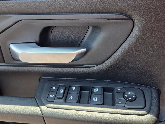 New 2026 RAM 1500 Express RWD image 17