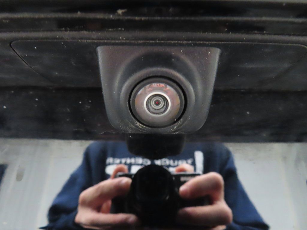 Used 2024 Chevrolet Tahoe LT w/ Luxury Package image 37