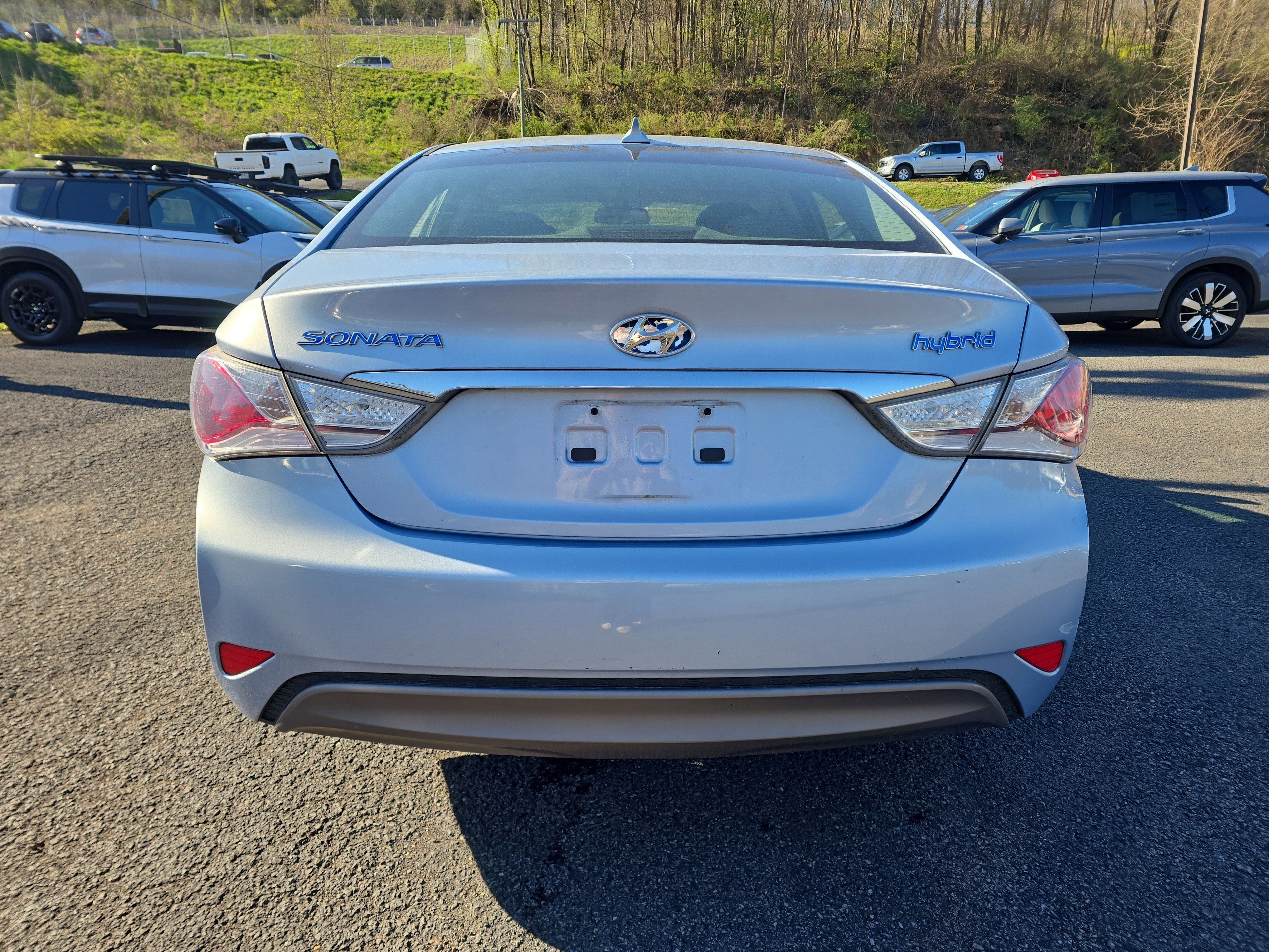 Used 2013 Hyundai Sonata Hybrid FWD image 5