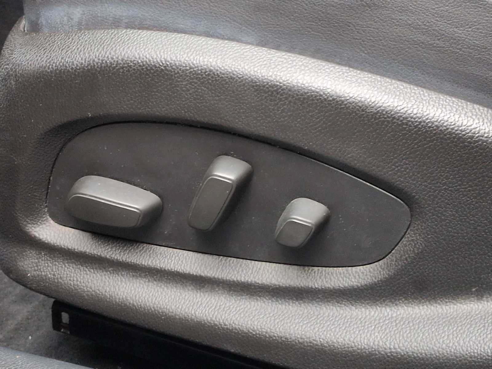 Used 2016 Buick LaCrosse FWD image 17