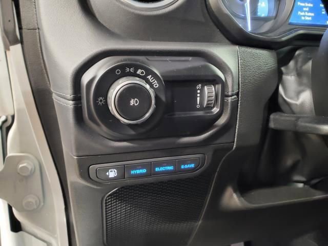 Used 2024 Jeep Wrangler Unlimited Sahara image 24