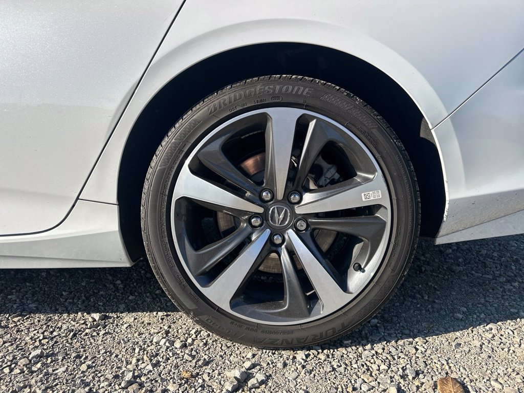 Used 2025 Acura TLX w/ Technology Package FWD image 7