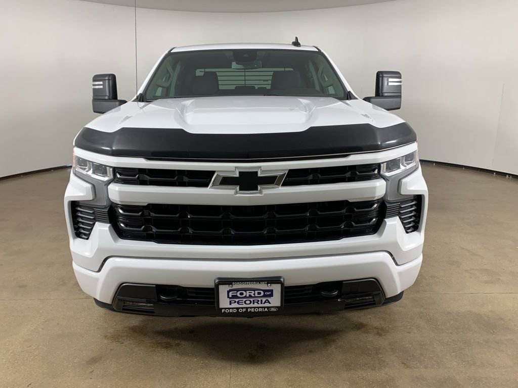 Used 2023 Chevrolet Silverado 1500 RST AWD/4WD image 3