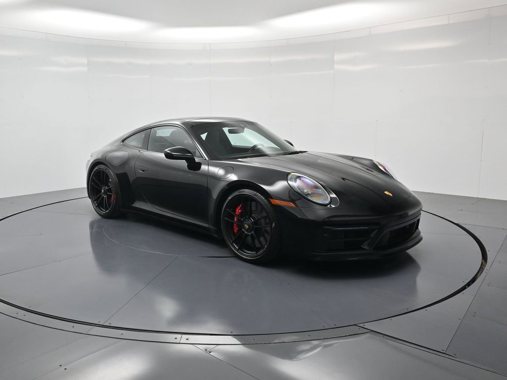 Certified 2022 Porsche 911 Carrera GTS RWD image 32