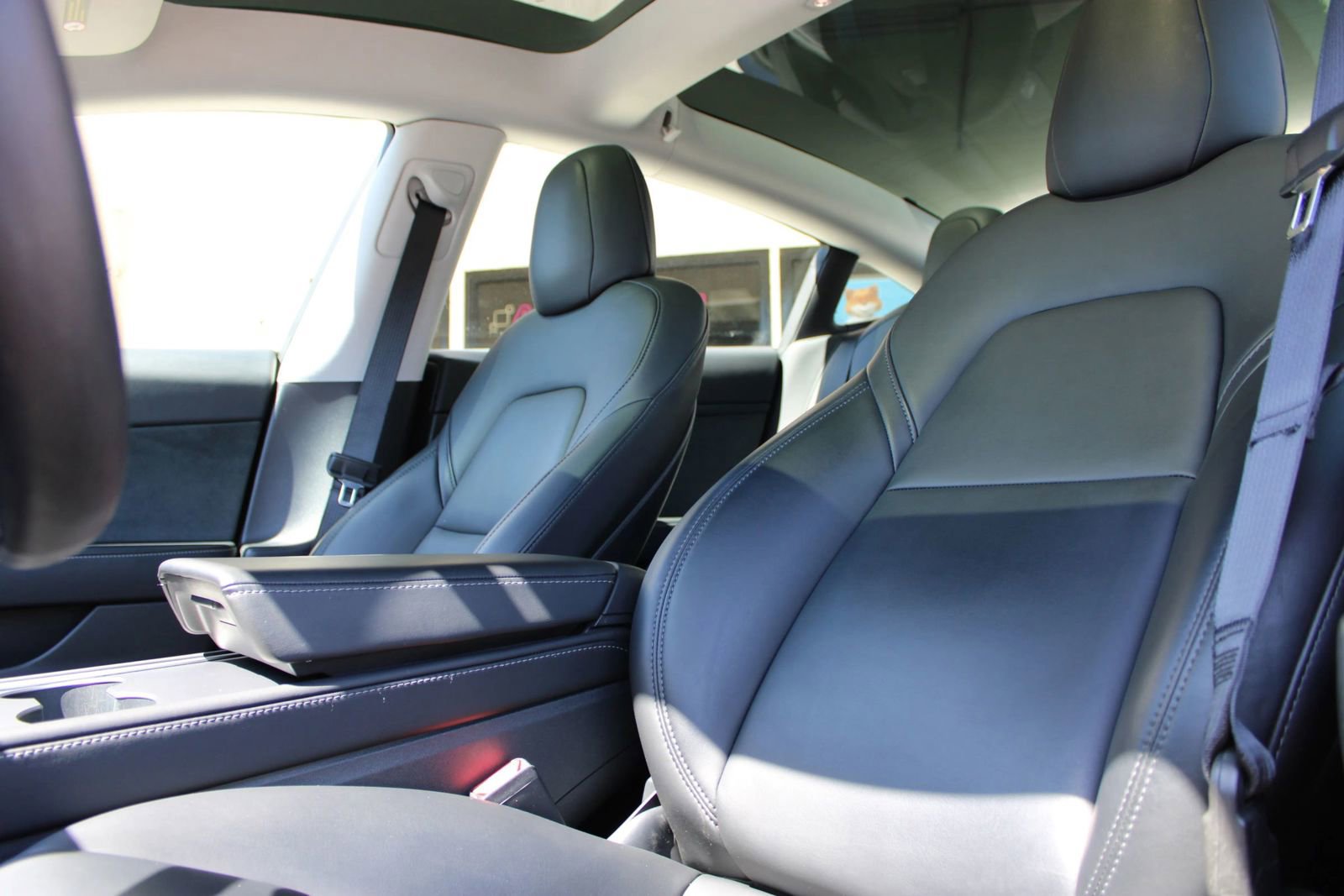 Used 2022 Tesla Model 3 Long Range image 12